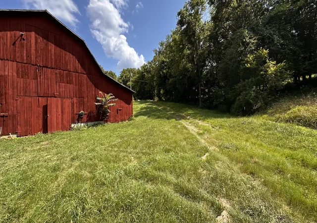 4th image of 911 Petersburg Chestnt Rdg Rd, Petersburg, TN 37144 | MLS# 2936719