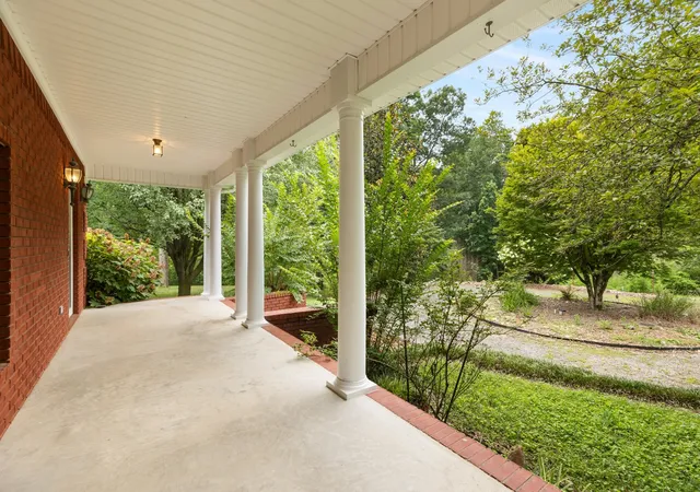 Homes for sale in Loretto, TN | 599 Countryside Dr, Loretto, TN 38469 | MLS# 2929004