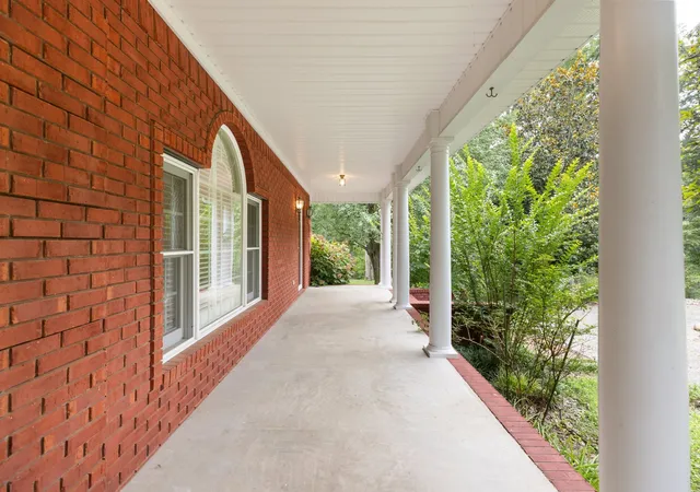 Homes for sale in Loretto, TN | 599 Countryside Dr, Loretto, TN 38469 | MLS# 2929004