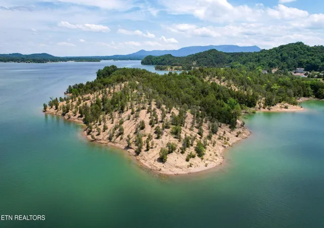 3rd image of 0 Douglas Lake Is, Dandridge, TN 37725 | MLS# 3128128