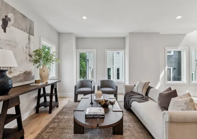 2nd image of 6124 Robertson Ave #3, Nashville, TN 37209 | MLS# 2936994