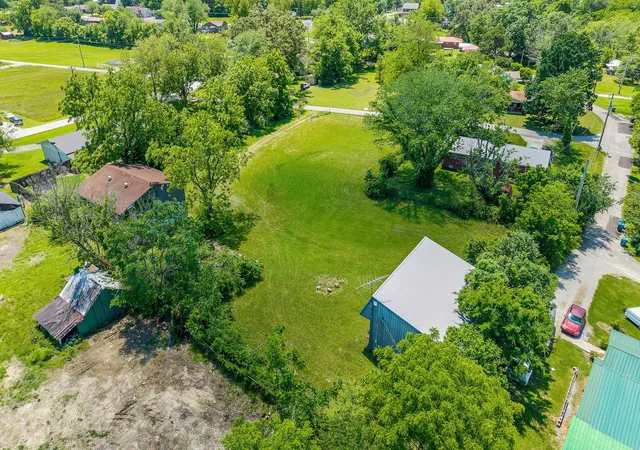 4th image of 214 5Th Ave S, Baxter, TN 38544 | MLS# 2928305