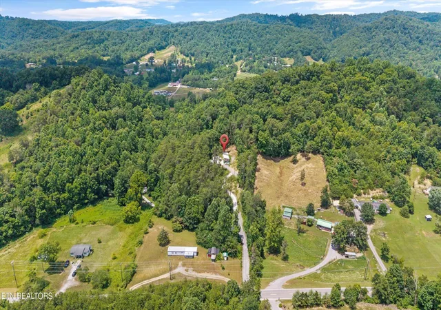 Photo 56 of Single family home for sale at 233 Hwy 370, Luttrell, TN 37779 | MLS# 2976528 | Listing updated on 2025-11-11