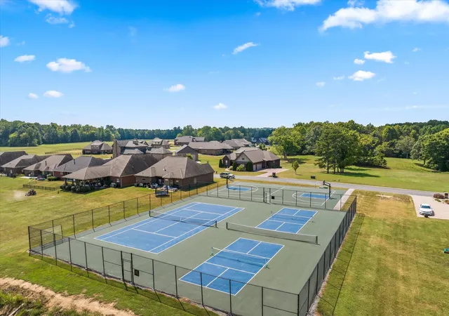 Homes for sale in Englewood, TN | 225 Lake View Point, Englewood, TN 37329 | MLS# 3223301