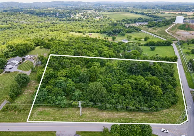 Photo 1 of Sale Pending at 0 Thompsons Sta Rd E, Thompson's Station, TN 37179 | MLS# 2930085 | Listing updated on 2026-07-08