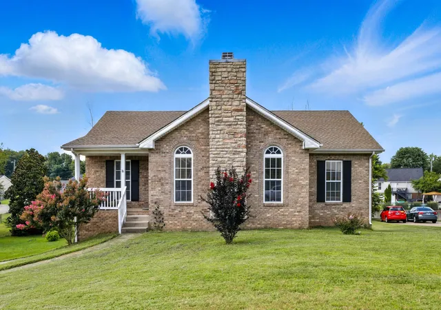 3rd image of 65 West Dr, Clarksville, TN 37040 | MLS# 2940807