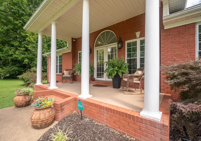 Homes for sale in Loretto, TN | 130 Fairway Cir, Loretto, TN 38469 | MLS# 2936974