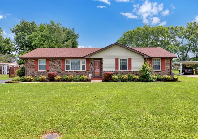 1st image of 316 W Hutchinson Dr, Smyrna, TN 37167 | MLS# 2971517