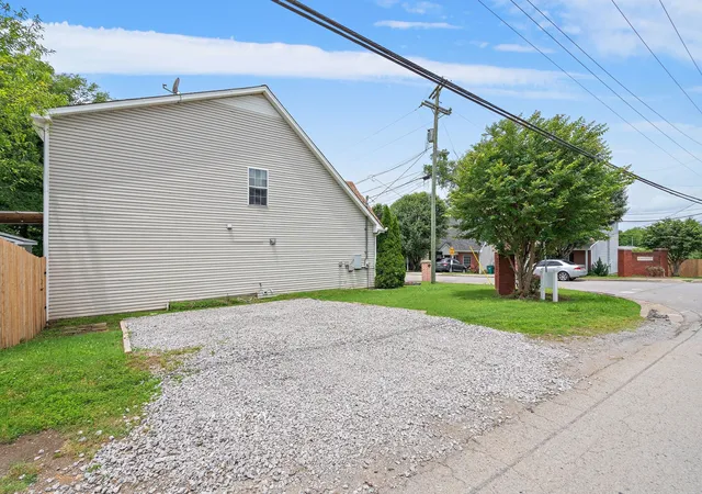 33rd image of 701 William Howard Pl, Nashville, TN 37209 | MLS# 2938744