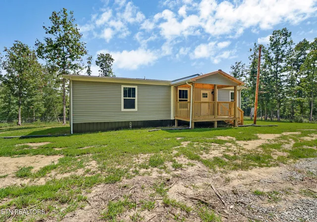 3rd image of 216 Valerie Dr, Deer Lodge, TN 37726 | MLS# 2938997