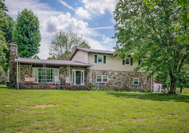 4th image of 9706 Harrison Ferry Rd, Mcminnville, TN 37110 | MLS# 2940553