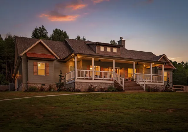 Photo 1 of Single family home for sale at 406 Green Brier Lane, Dunlap, TN 37327 | MLS# 2940449 | Listing updated on 2025-11-04