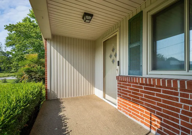 3rd image of 460 Iris Dr, Sparta, TN 38583 | MLS# 2940484