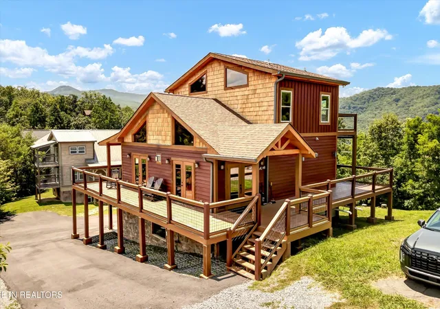 2nd image of 809 Wattle Blossom Way, Gatlinburg, TN 37738 | MLS# 3510272