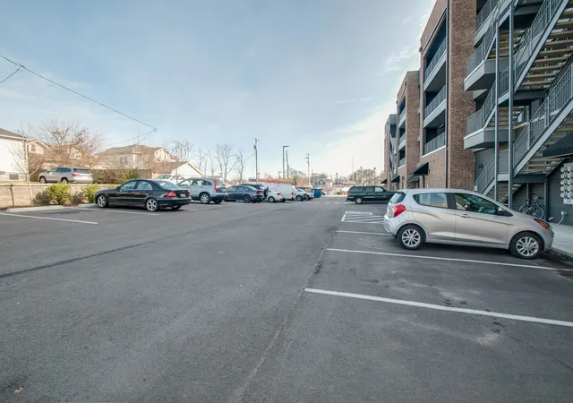 2nd image of 1077 E Trinity Ln, Nashville, TN 37216