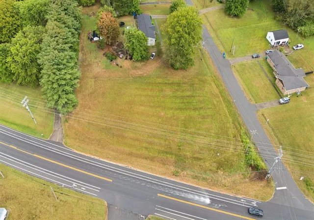 4th image of 100 Rolling Acres Dr, White House, TN 37188 | MLS# 2976261