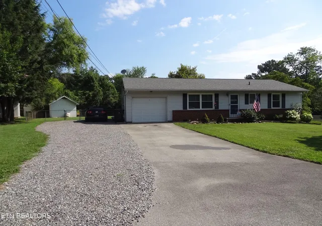 2nd image of 6221 Lilywood Lane, Knoxville, TN 37921 | MLS# 2941434