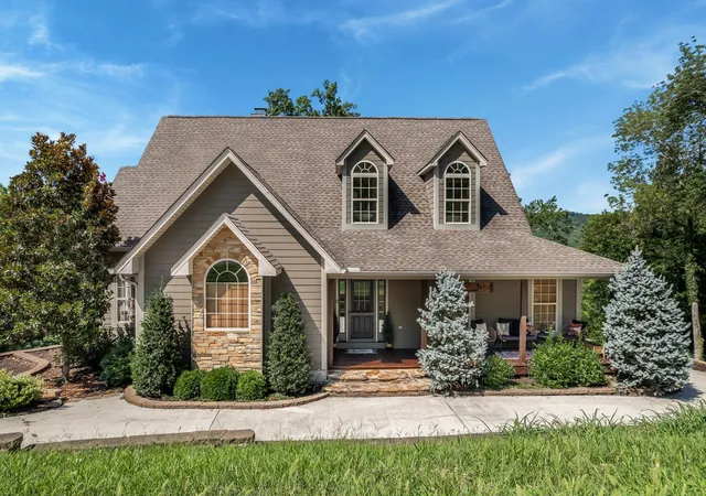 Photo 1 of Single family home for sale at 145 Highbridge Dr, Smithville, TN 37166 | MLS# 2943669 | Listing updated on 2025-10-22