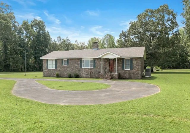 3rd image of 2031 W Lincoln St, Tullahoma, TN 37388 | MLS# 2943646