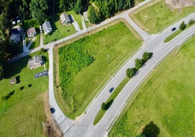 2nd image of 0 Bockman Way E, Sparta, TN 38583 | MLS# 2942638