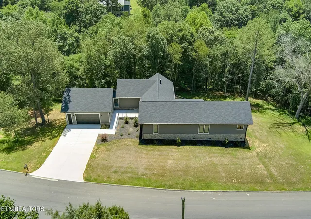 1st image of 10001 Scenic View Dr, Loudon, TN 37774 | MLS# 2975901
