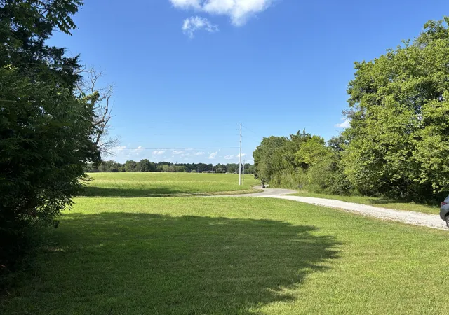 Homes for sale in Greenbrier, TN | 6273 Greenbrier Cemetery Rd, Greenbrier, TN 37073 | MLS# 2944353
