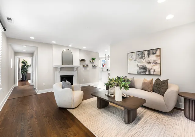 2nd image of 2222 30th Ave S, Nashville, TN 37212 | MLS# 2970354