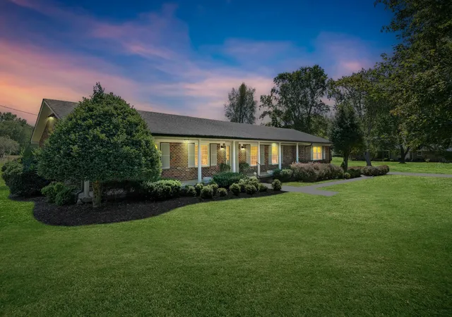 1st image of 305 Golf Club Ln, Tullahoma, TN 37388 | MLS# 2955107