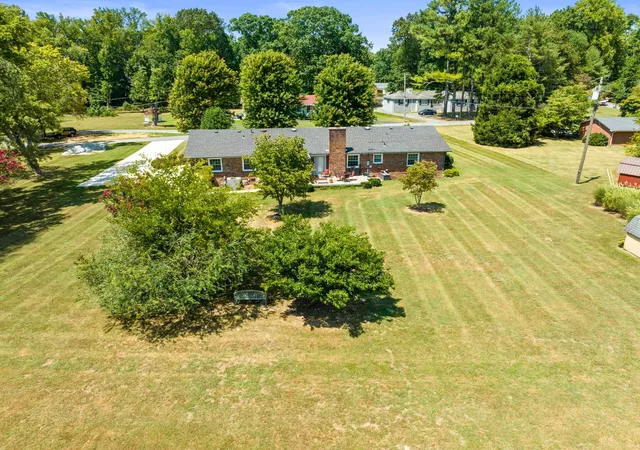 52nd image of 305 Golf Club Ln, Tullahoma, TN 37388 | MLS# 2955107