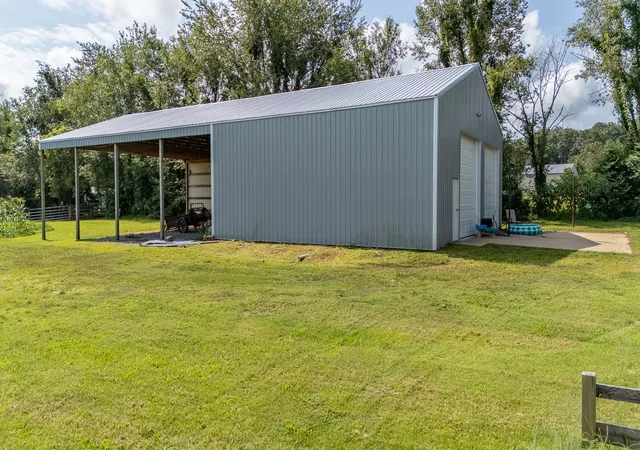 2nd image of 24 Griffin Rd, Lawrenceburg, TN 38464 | MLS# 2943567