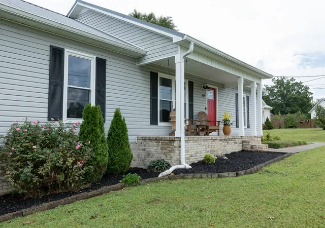 Homes for sale in Bell Buckle, TN | 109 Autumn Ln, Bell Buckle, TN 37020 | MLS# 2980662