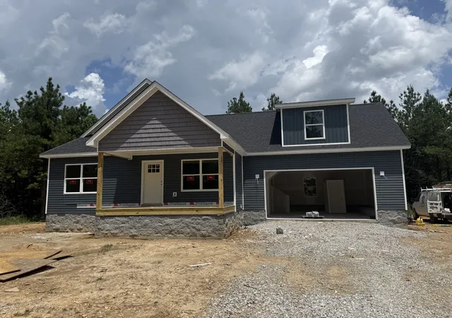 Photo 2 of Single family home for sale at 3763 Hwy 231, Erin, TN 37061 | MLS# 2943946 | Listing updated on 2025-07-21