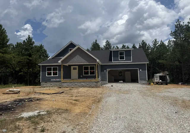 Photo 3 of Single family home for sale at 3763 Hwy 231, Erin, TN 37061 | MLS# 2943946 | Listing updated on 2025-07-21