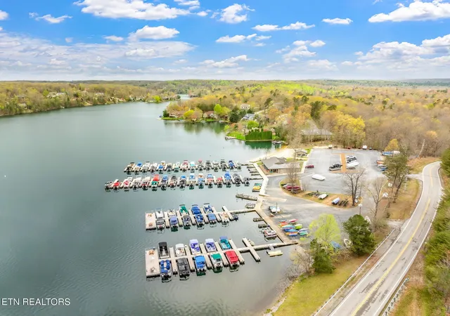 1st image of 187 Forest View Dr, Crossville, TN 38558 | MLS# 3043066