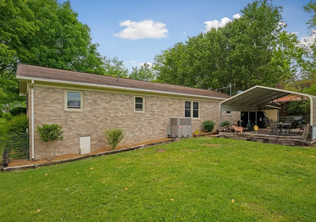 38th image of 8565 Old Kentucky Rd, Sparta, TN 38583 | MLS# 2945255