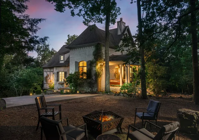 3rd image of 6045 Sherwood Ct, Nashville, TN 37215 | MLS# 2963561