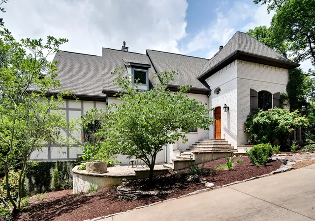4th image of 6045 Sherwood Ct, Nashville, TN 37215 | MLS# 2963561