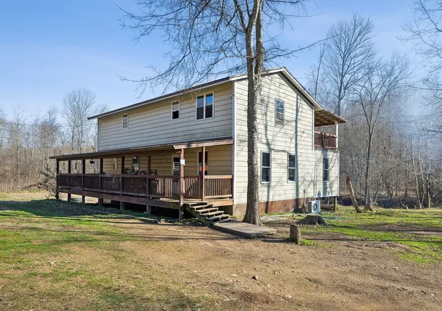3rd image of 1208 Little Spring Creek Rd, Linden, TN 37096 | MLS# 2945989