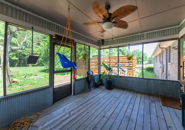 2nd image of 688 Spring Creek Law Rd, Jackson, TN 38305 | MLS# 2946356