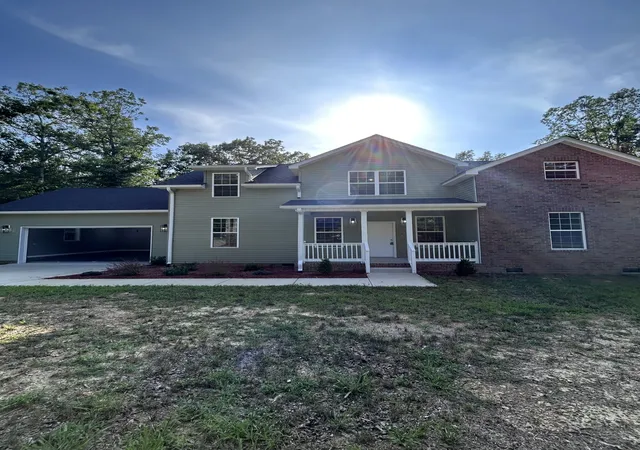 Photo 2 of Single family home for sale at 161 Vista Pointe Rd, Hohenwald, TN 38462 | MLS# 2957441 | Listing updated on 2026-10-06