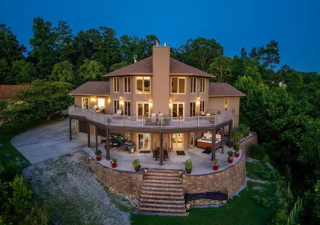 3rd image of 615 Watercolor Dr, Sparta, TN 38583 | MLS# 2957679