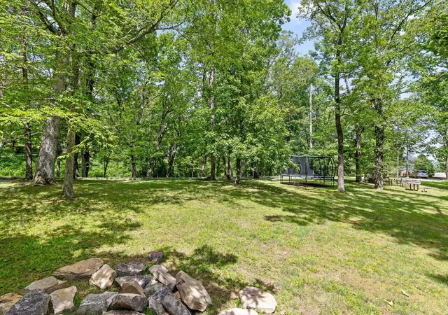 Homes for sale in Lookout Mountain, TN | 32 Fleetwood Dr, Lookout Mountain, TN 37350 | MLS# 2957873