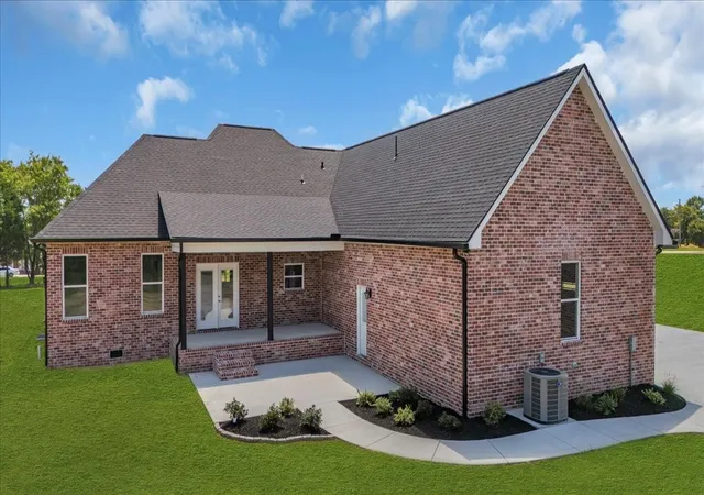 Photo 2 of Single family home for sale at 2351 Allen Fry Rd, Smithville, TN 37166 | MLS# 2958022 | Listing updated on 2026-01-10