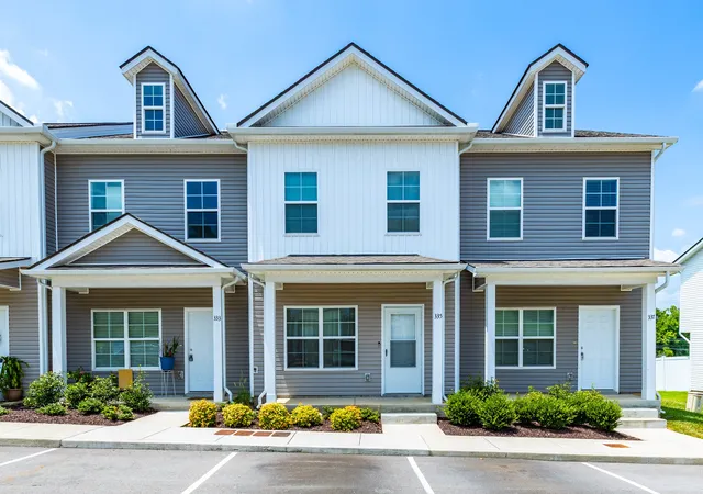 Photo 1 of Townhouse for sale at 335 Kristen Ct, Columbia, TN 38401 | MLS# 2963495 | Listing updated on 2025-08-12