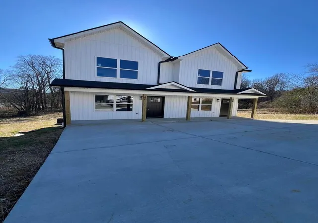 2nd image of 36 East Avenue, Rossville, GA 30741 | MLS# 2958178