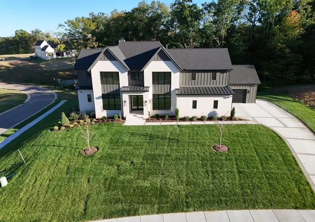 Photo 1 of Single family home for sale at 9405 Dewaal Ridge, Brentwood, TN 37027 | MLS# 3148747 | Listing updated on 2026-10-07