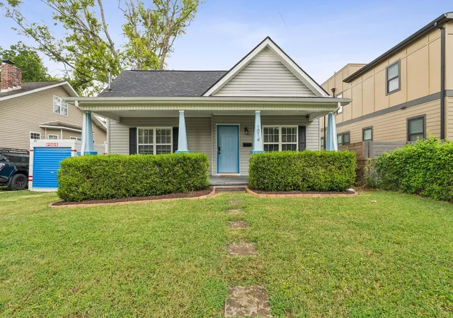 Homes for sale in Nashville, TN | 1014 Lischey Ave, Nashville, TN 37207 | MLS# 2958462