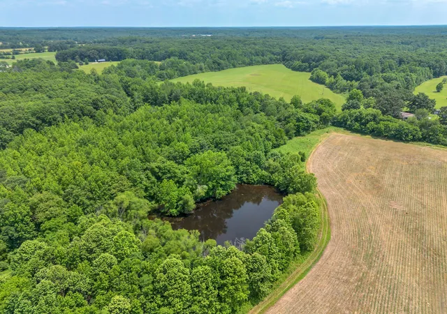 2nd image of 1 Hurricane Creek Rd, Lawrenceburg, TN 38464 | MLS# 2958572
