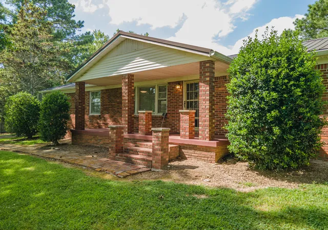 4th image of 1111 Baker Ln, Lawrenceburg, TN 38464 | MLS# 2958695
