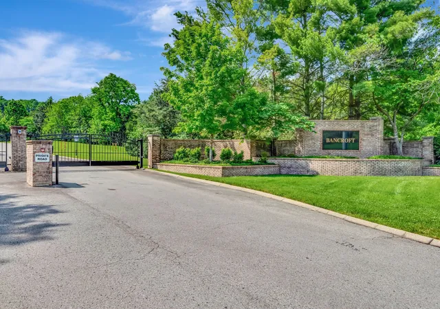 Photo 2 of Land for sale at 10 Bancroft Pl, Nashville, TN 37215 | MLS# 2971359 | Listing updated on 2026-07-27
